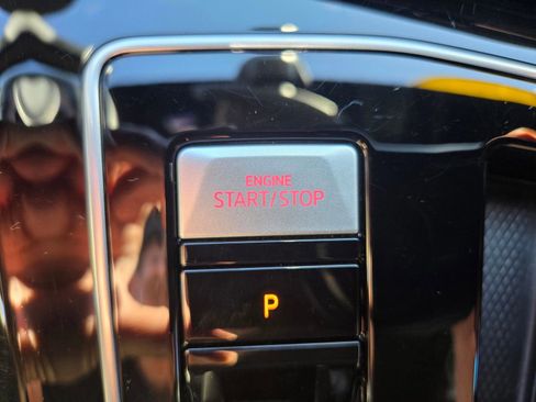 Used 2023 Volkswagen GTI 40th Anniversary Edition image 19