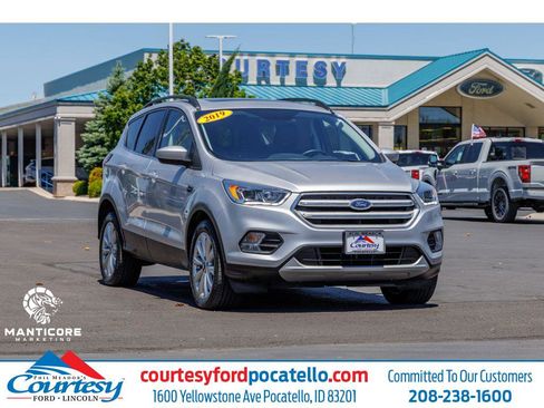 Used 2019 Ford Escape SEL AWD/4WD image 1