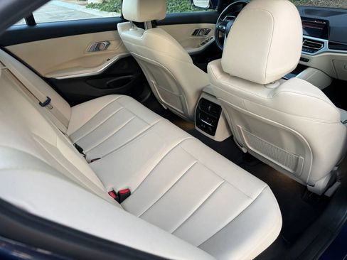 Used 2019 BMW 330i Sedan w/ Convenience Package RWD image 46
