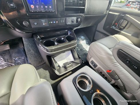 Used 2020 Chevrolet Express 2500 w/ Enhanced Convenience Package RWD image 45