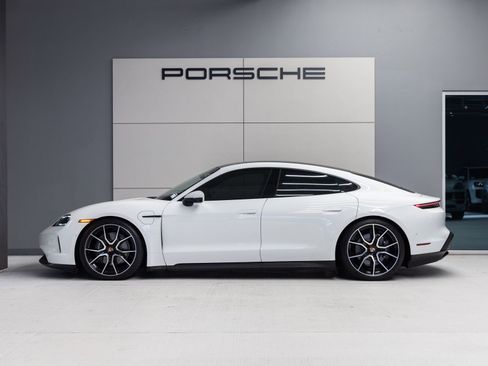 Certified 2025 Porsche Taycan w/ Premium Package RWD image 2