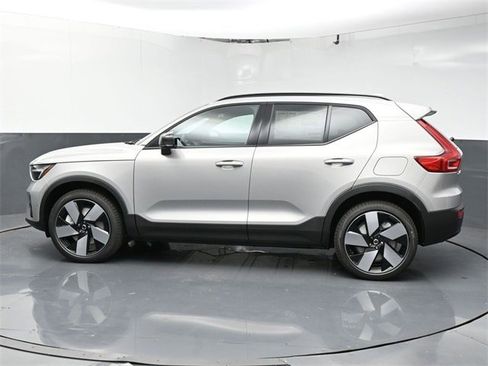 New 2024 Volvo XC40 Recharge Plus w/ Protection Package Premier image 5