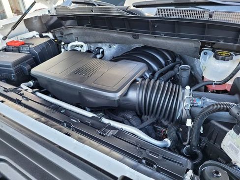 Used 2024 GMC Sierra 1500 SLE w/ Preferred Package image 27