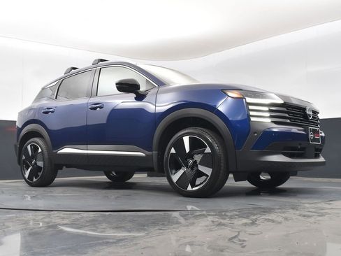 New 2026 Nissan Kicks SR w/ Cold Weather Package image 36