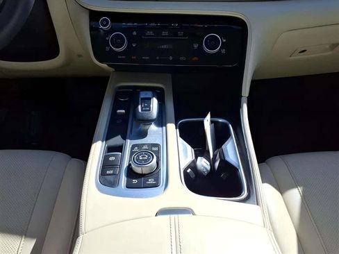 Used 2024 INFINITI QX60 Luxe w/ Vision Package image 11