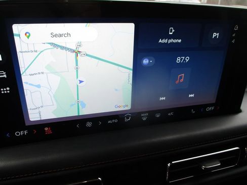 Used 2025 Lincoln Aviator Reserve w/ Equipment Group 201A image 18