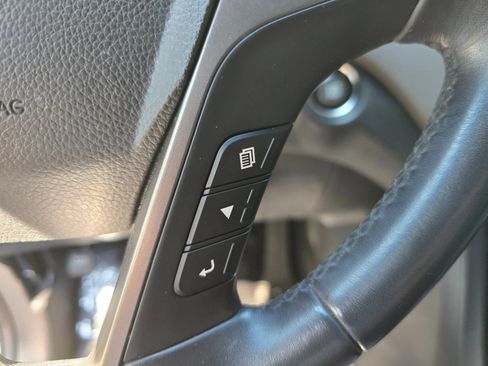 Used 2013 Hyundai Santa Fe Limited AWD/4WD image 30
