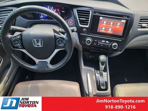 Used 2015 Honda Civic Hybrid Sedan image 27