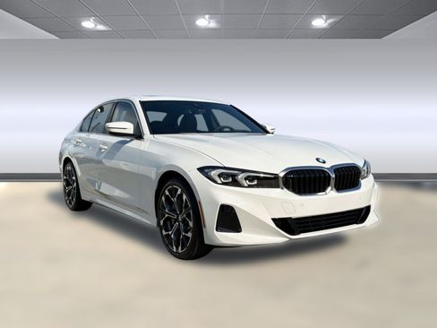 Used 2026 BMW 330i Sedan w/ Premium Package RWD image 6