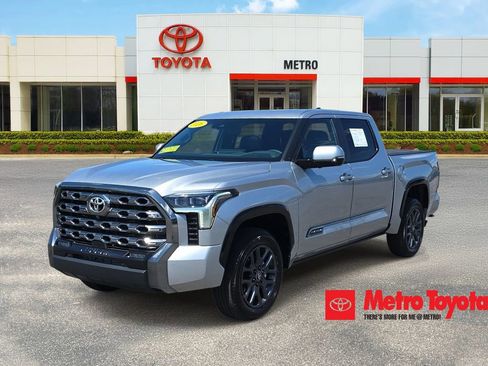 Used 2026 Toyota Tundra Platinum AWD/4WD image 1