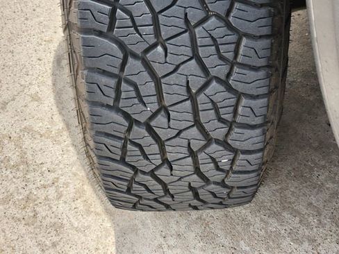 Used 2015 GMC Sierra 1500 SLE w/ Elevation Edition image 11