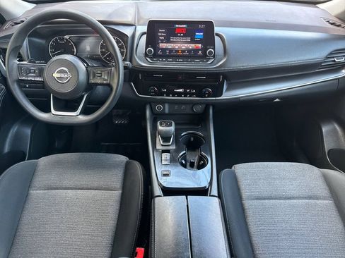 Used 2023 Nissan Rogue SV FWD image 12