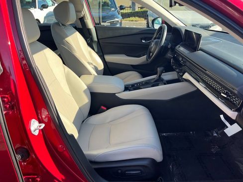 Used 2024 Honda Accord EX-L image 46