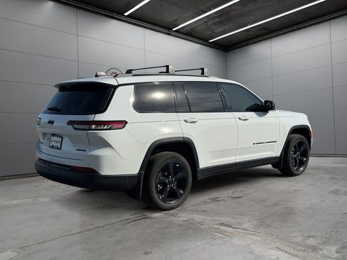 Used 2023 Jeep Grand Cherokee L Limited w/ Luxury Tech Group II AWD/4WD image 5
