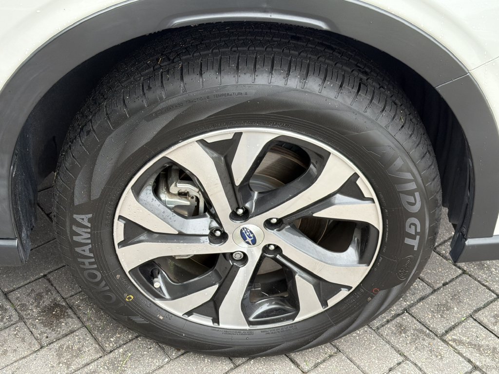 Certified 2022 Subaru Outback Touring XT AWD/4WD image 9