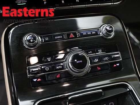 Used 2022 Lincoln Nautilus FWD w/ Premium Package image 20