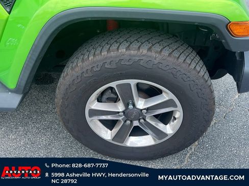 Used 2019 Jeep Wrangler Unlimited Sahara w/ Cold Weather Group AWD/4WD image 29