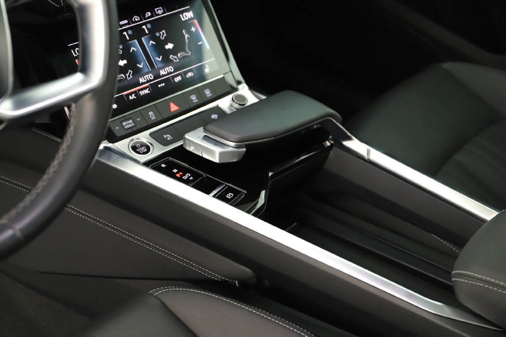 Certified 2024 Audi Q8 e-tron Premium AWD/4WD image 17