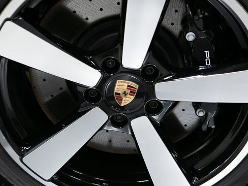 New 2026 Porsche 911 Carrera 4S AWD/4WD image 11