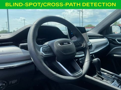 Used 2023 Jeep Compass Limited AWD/4WD image 17