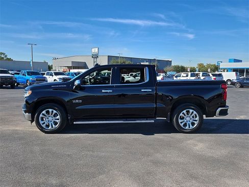 Certified 2024 Chevrolet Silverado 1500 LTZ image 11