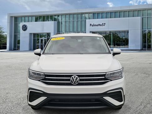 Used 2022 Volkswagen Tiguan S image 2