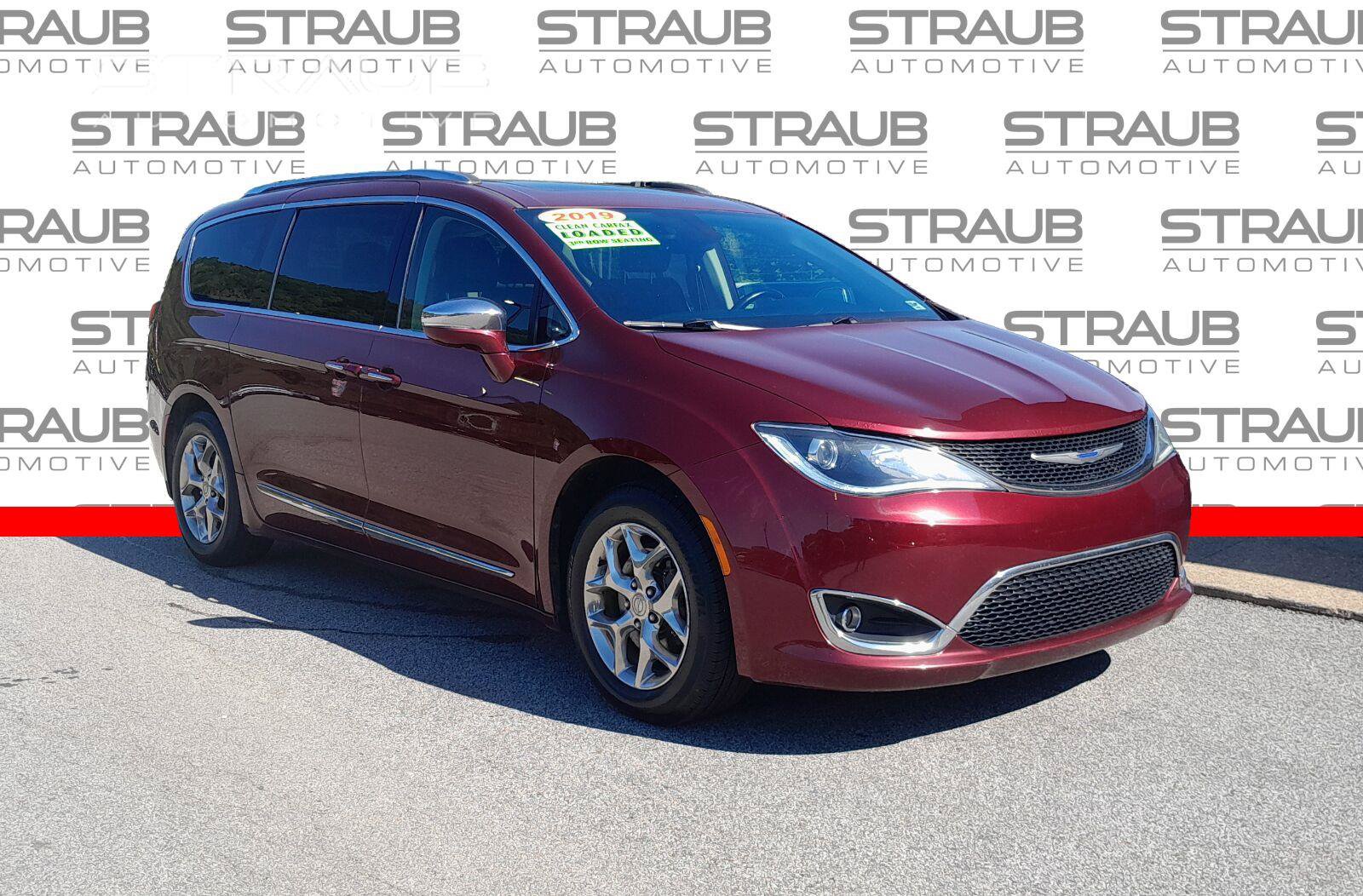 Used 2019 Chrysler Pacifica Limited FWD image 1