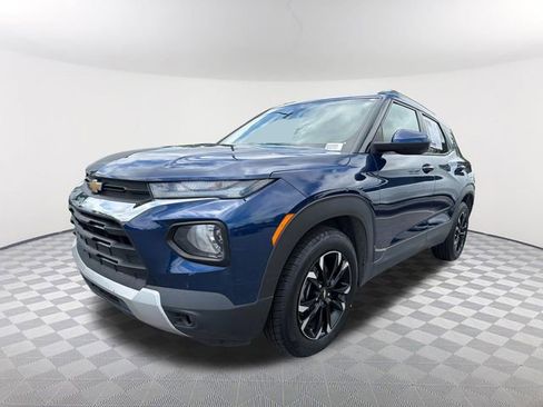 Used 2022 Chevrolet TrailBlazer LT w/ Convenience Package FWD image 1