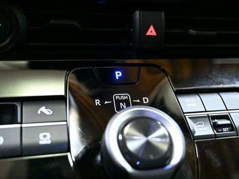 Used 2024 Toyota bZ4X XLE image 30