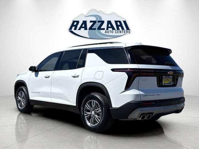 Used 2025 Chevrolet Traverse LT AWD/4WD image 5