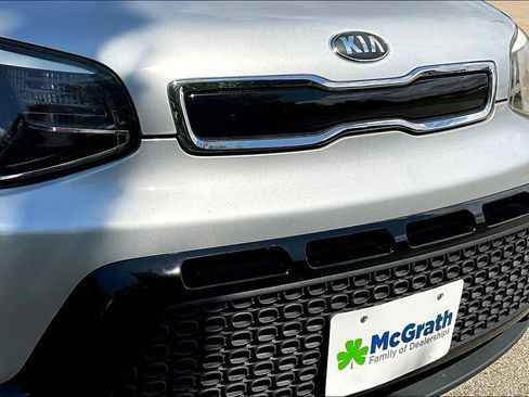 Used 2016 Kia Soul + image 32