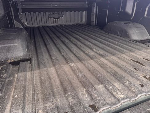 Used 2025 Chevrolet Silverado 3500 LT w/ Convenience Package AWD/4WD image 37