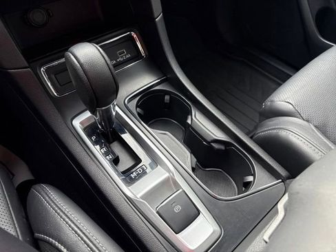 Used 2023 Subaru Ascent Limited image 24