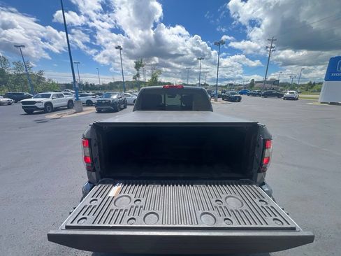 Used 2023 Nissan Frontier PRO-4X w/ Pro-4X Premium Package AWD/4WD image 12