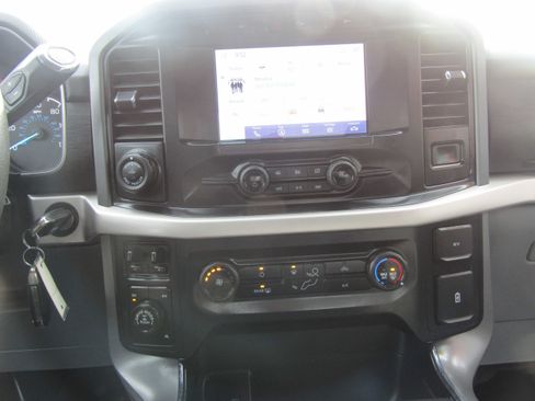 Used 2021 Ford F150 XLT w/ XTR Package image 10