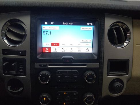 Used 2017 Ford Expedition EL Limited w/ Equipment Group 301A image 25