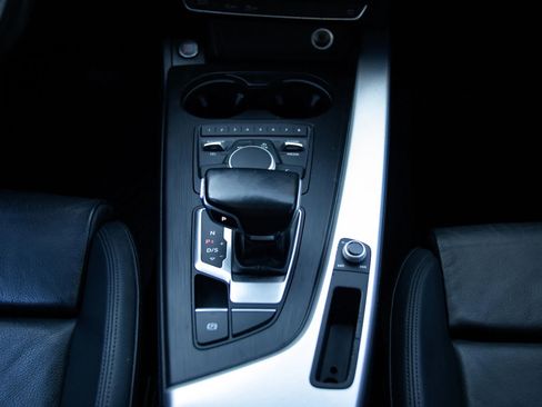 Used 2017 Audi A4 2.0T Ultra Premium w/ Convenience Package image 34