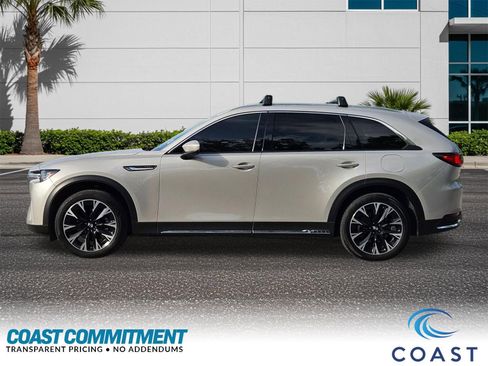 Used 2024 MAZDA CX-90 Plug-In Hybrid w/ Premium Plus AWD/4WD image 3