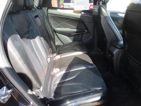 Used 2015 Lincoln MKC AWD w/ Equipment Group 101A Select image 35