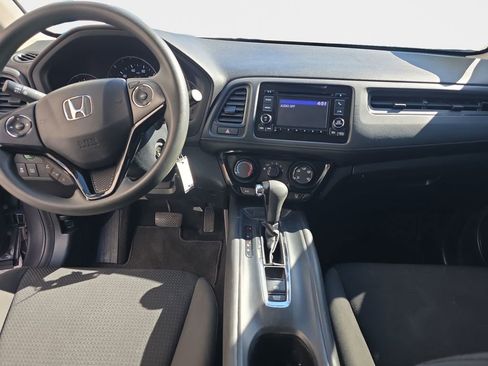 Certified 2022 Honda HR-V LX image 14
