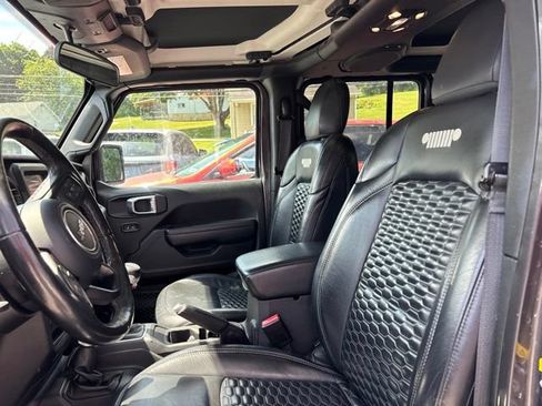 Used 2022 Jeep Wrangler Unlimited Sport AWD/4WD image 14