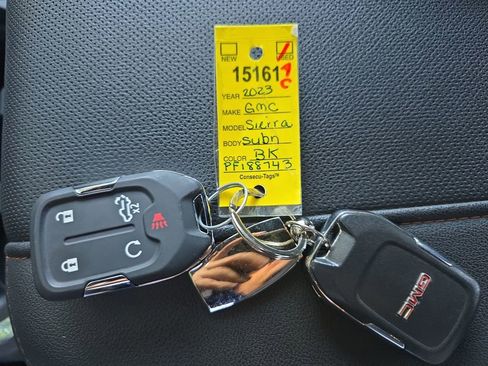 Used 2023 GMC Sierra 2500 AT4 w/ AT4 Preferred Package image 33