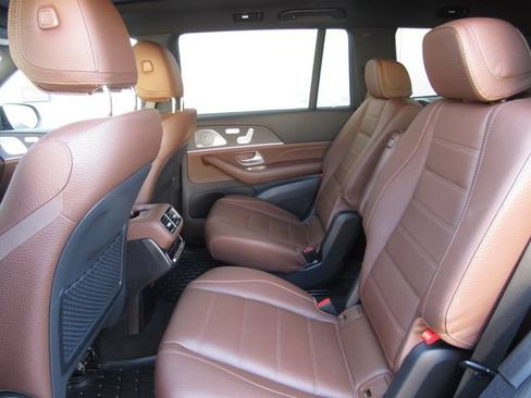 Certified 2024 Mercedes-Benz GLS 450 4MATIC image 14