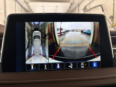 Used 2023 Chevrolet Tahoe High Country image 21