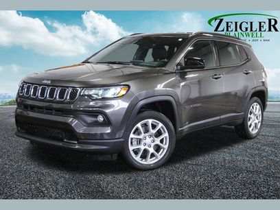 Used 2023 Jeep Compass Latitude