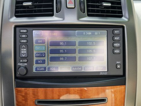 Used 2006 Cadillac XLR RWD image 36