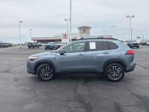 Used 2026 Toyota Corolla Cross XLE w/ Convenience Package image 4