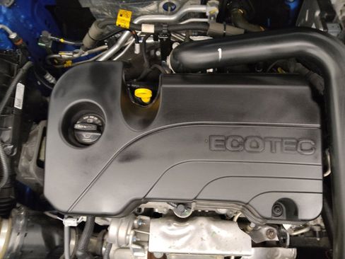 Used 2024 Chevrolet Equinox LT w/ LPO, Floor Liner Package FWD image 30