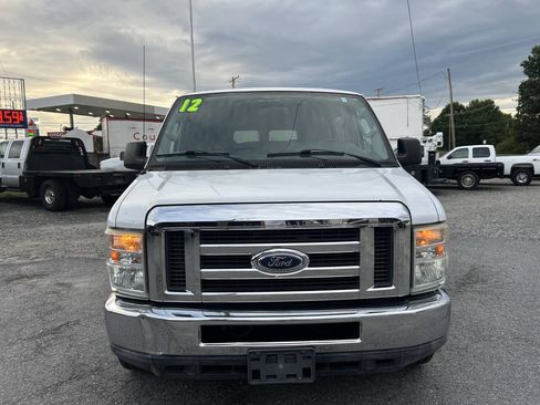 Used 2012 Ford E-350 and Econoline 350 XLT RWD image 3