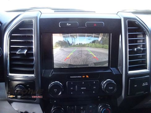 Used 2015 Ford F150 XLT w/ Equipment Group 302A Luxury image 26